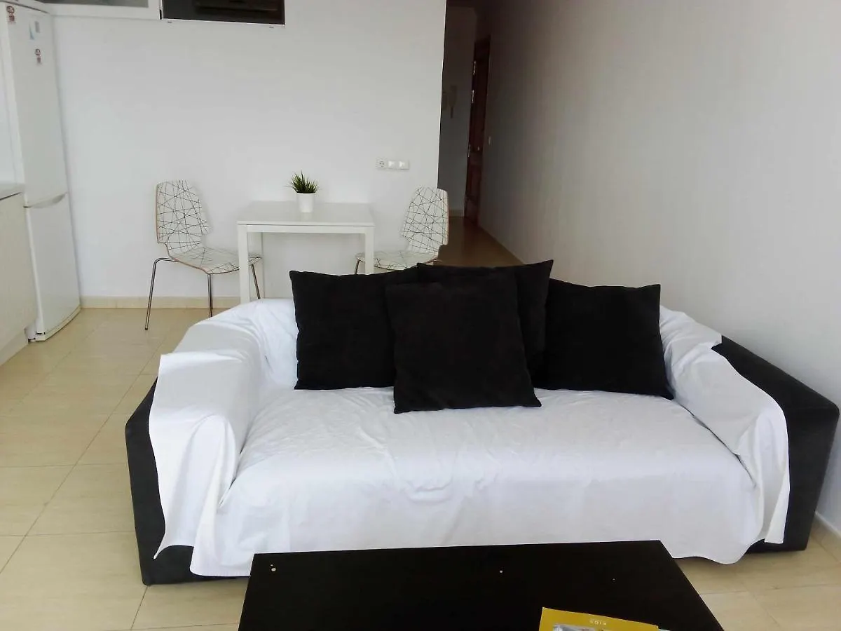 Apartamento de 1 dormitorio en calle Vela Benalmádena