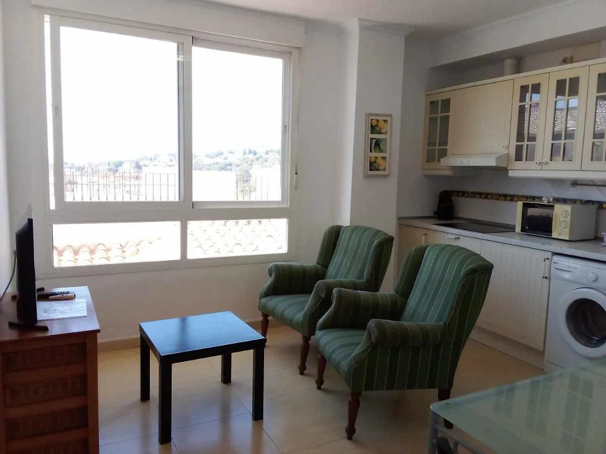 Apartamento de 1 dormitorio en calle Vela Benalmádena 0*,  España