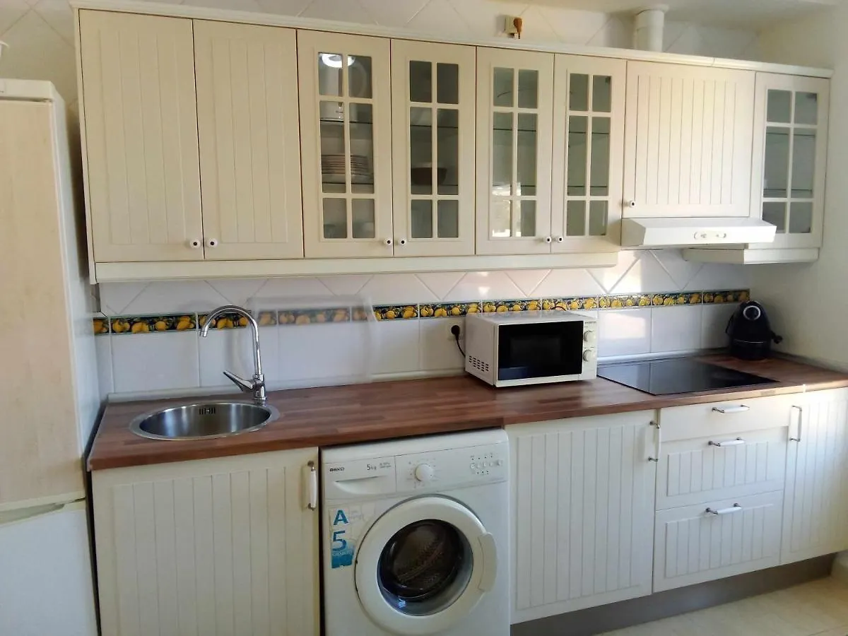Apartamento de 1 dormitorio en calle Vela Benalmádena 0*,  España