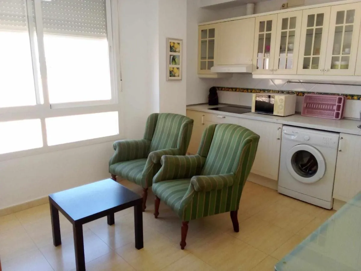 Apartamento de 1 dormitorio en calle Vela Benalmádena España