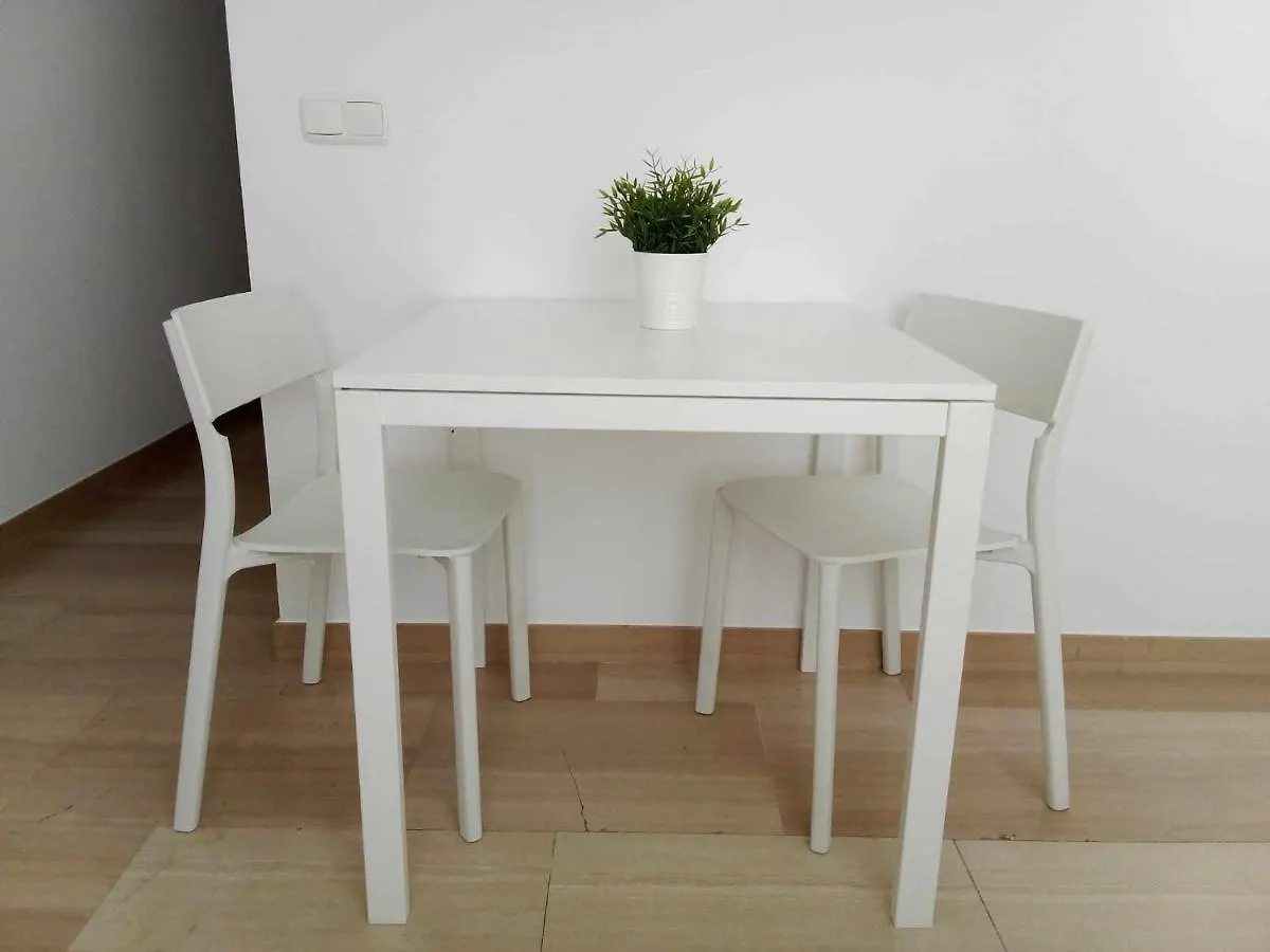 Apartamento De 1 Dormitorio En Calle Vela 贝纳尔马德纳 0*,