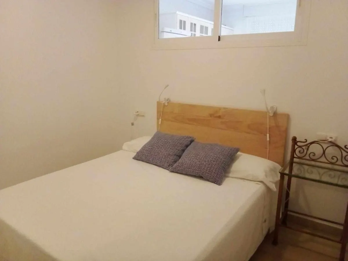 Apartamento de 1 dormitorio en calle Vela Benalmádena España