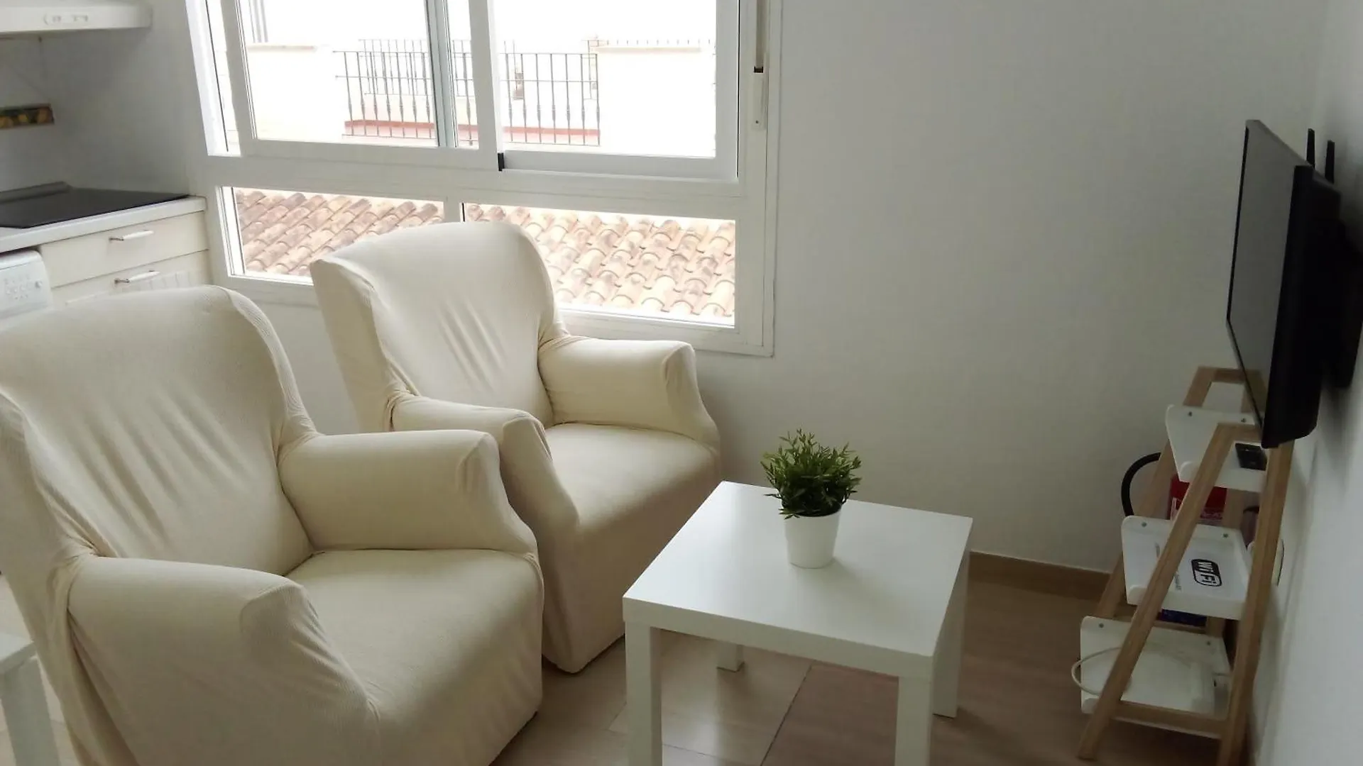 Apartamento de 1 dormitorio en calle Vela Benalmádena 0*,  España